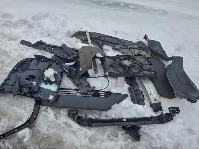 Toyota RAV4 Le Image 14