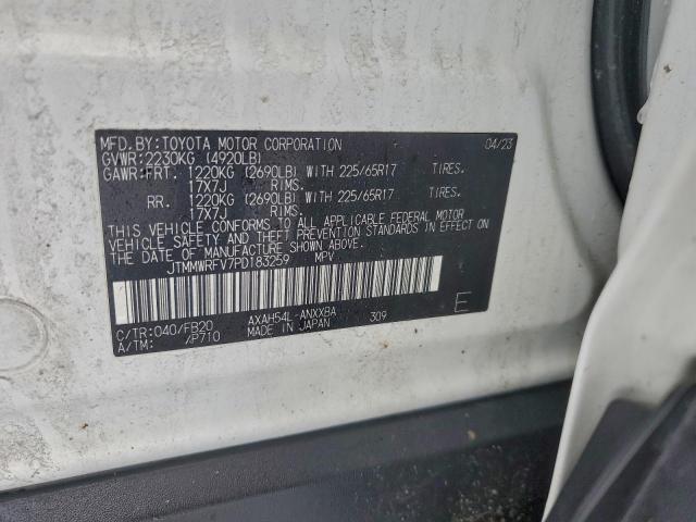 Toyota RAV4 Le Image 4