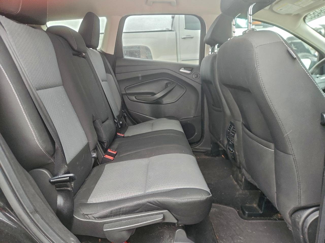 Ford Escape Se Image 8