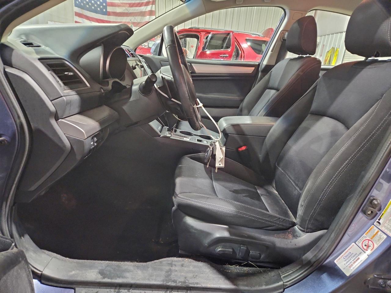 Subaru Legacy 2.5i Premium Image 5