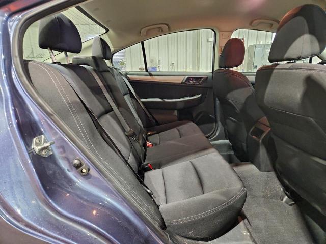 Subaru Legacy 2.5i Premium Image 6