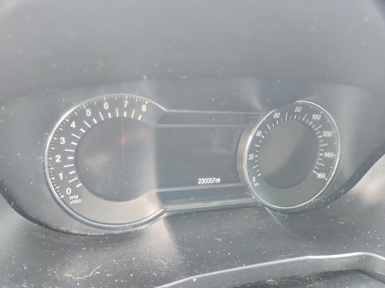 Ford Explorer Platinum Image 7