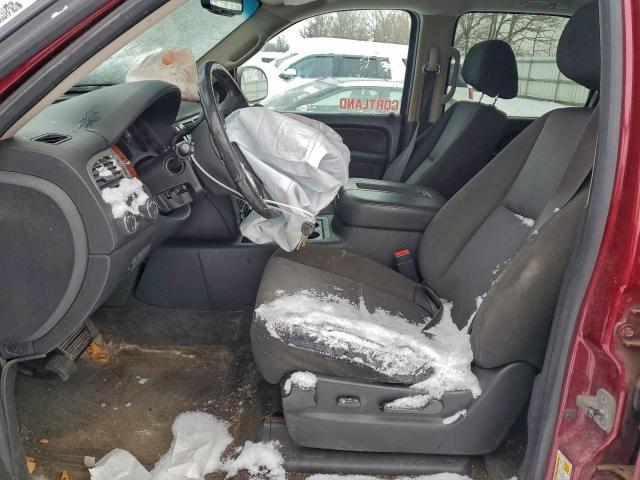 GMC Yukon Sle Image 12