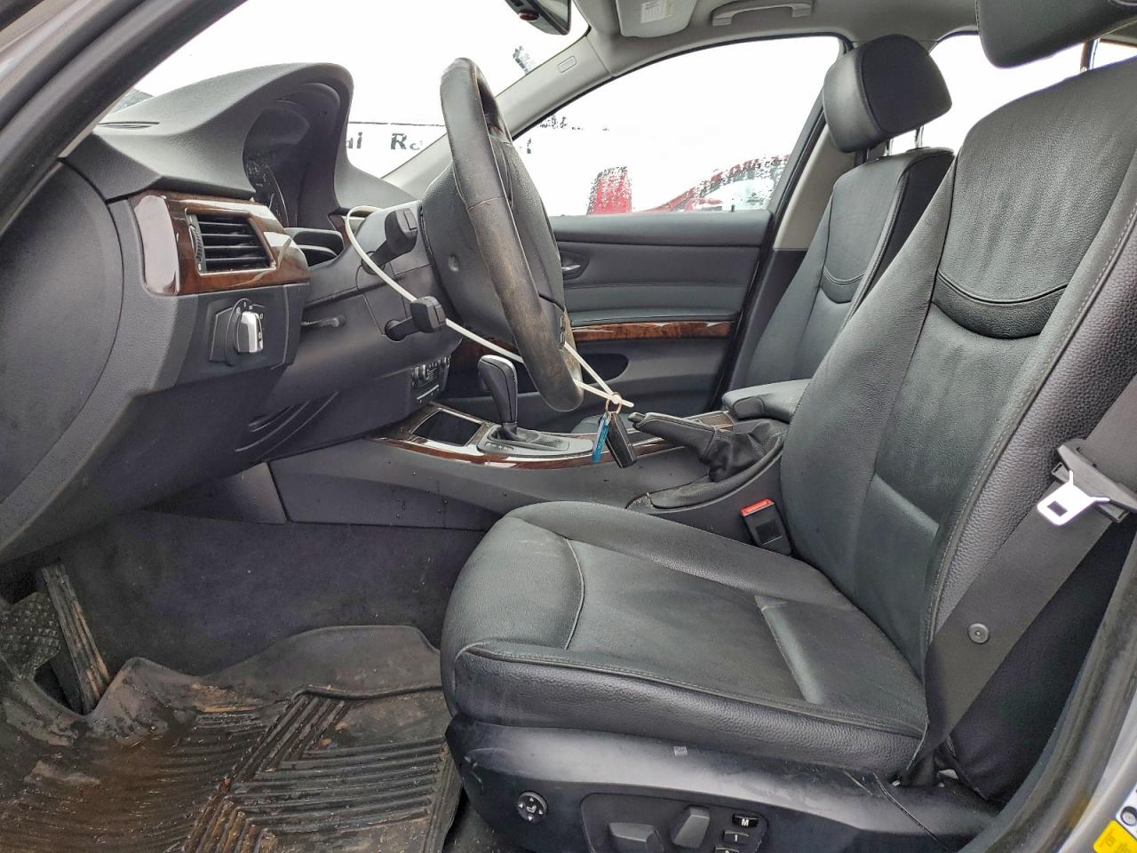 BMW 3 Series Xi Image 2