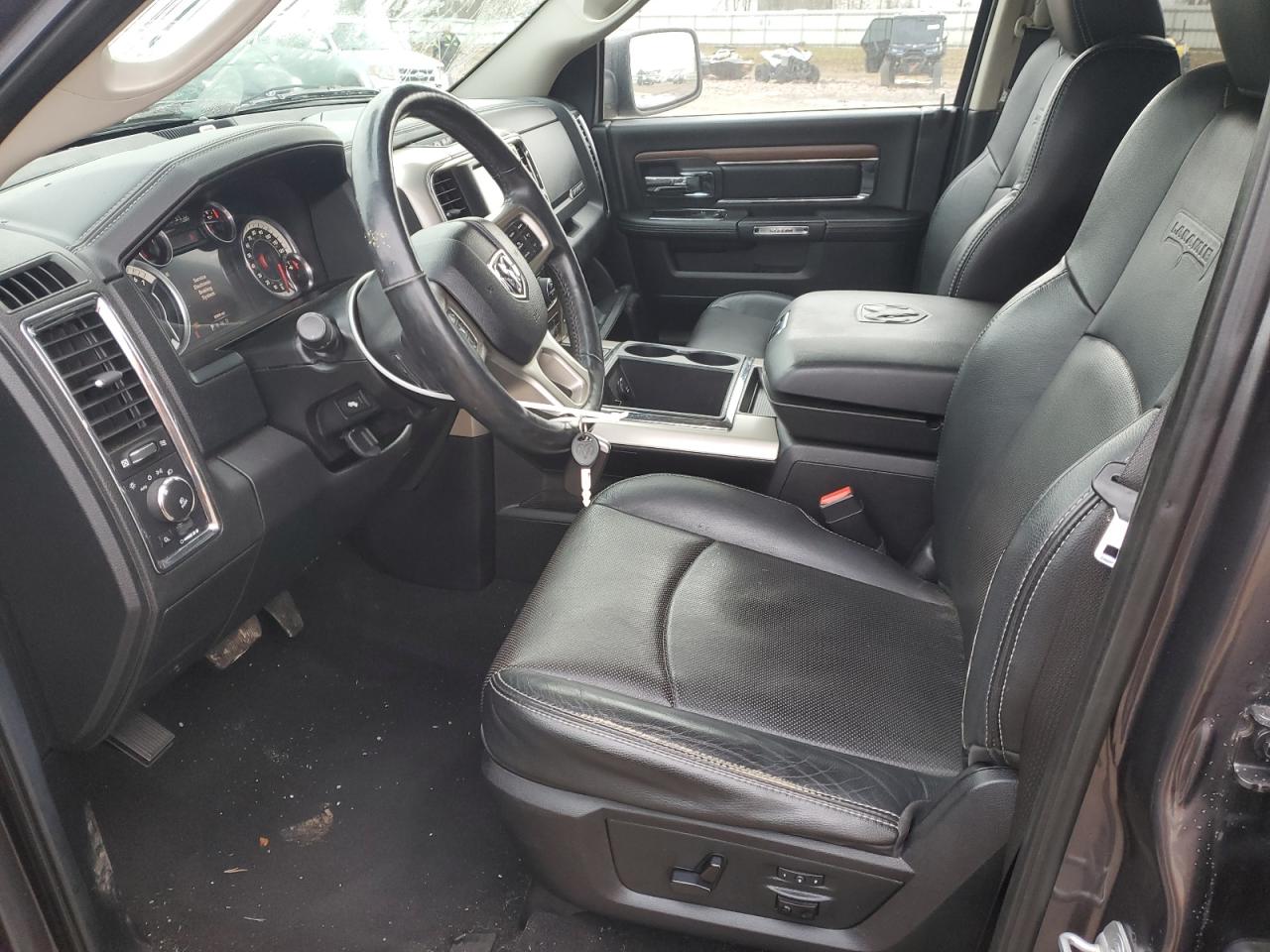 Ram 1500 Laramie Image 6