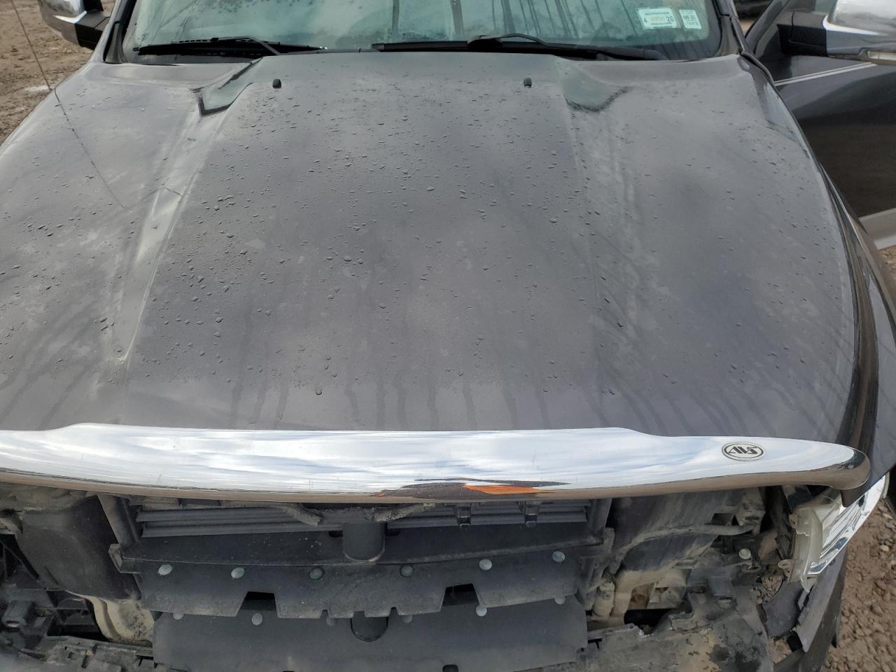 Ram 1500 Laramie Image 8