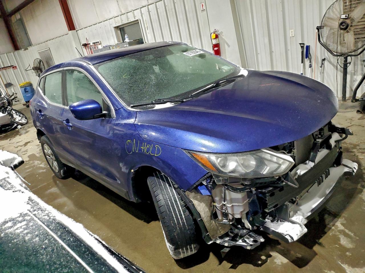 Nissan Rogue S Image 3