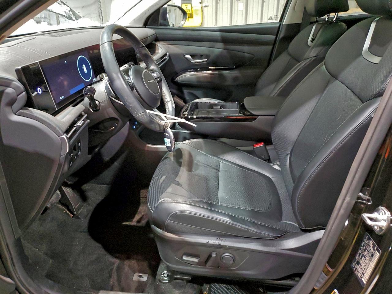 Hyundai TUCSON Limited Image 3