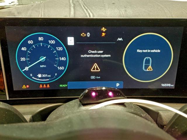 Hyundai TUCSON Limited Image 8