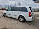 Chrysler Minivan Touring Image 12