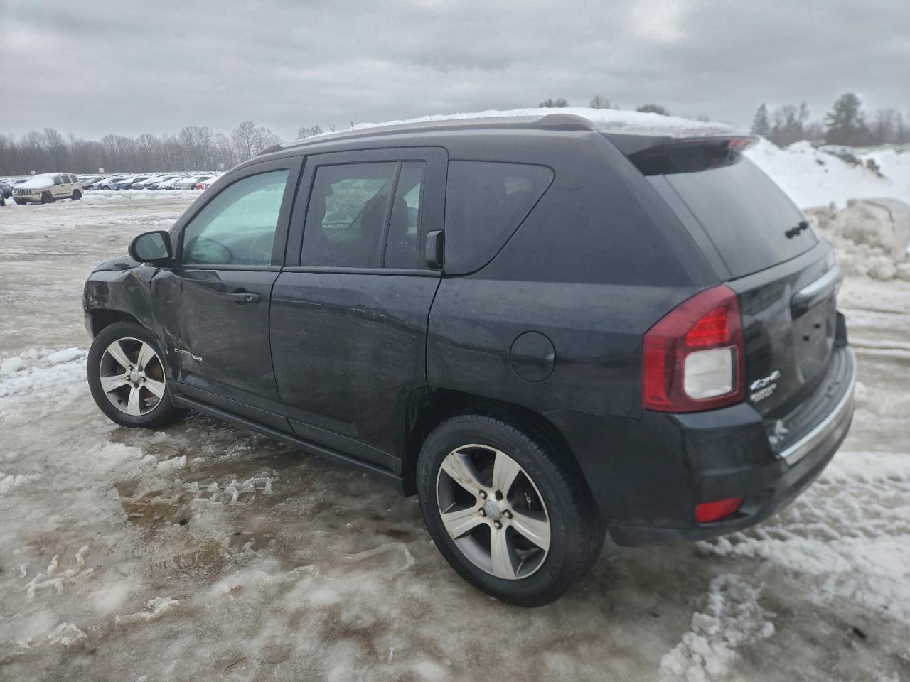Jeep Compass Latitude Image 6