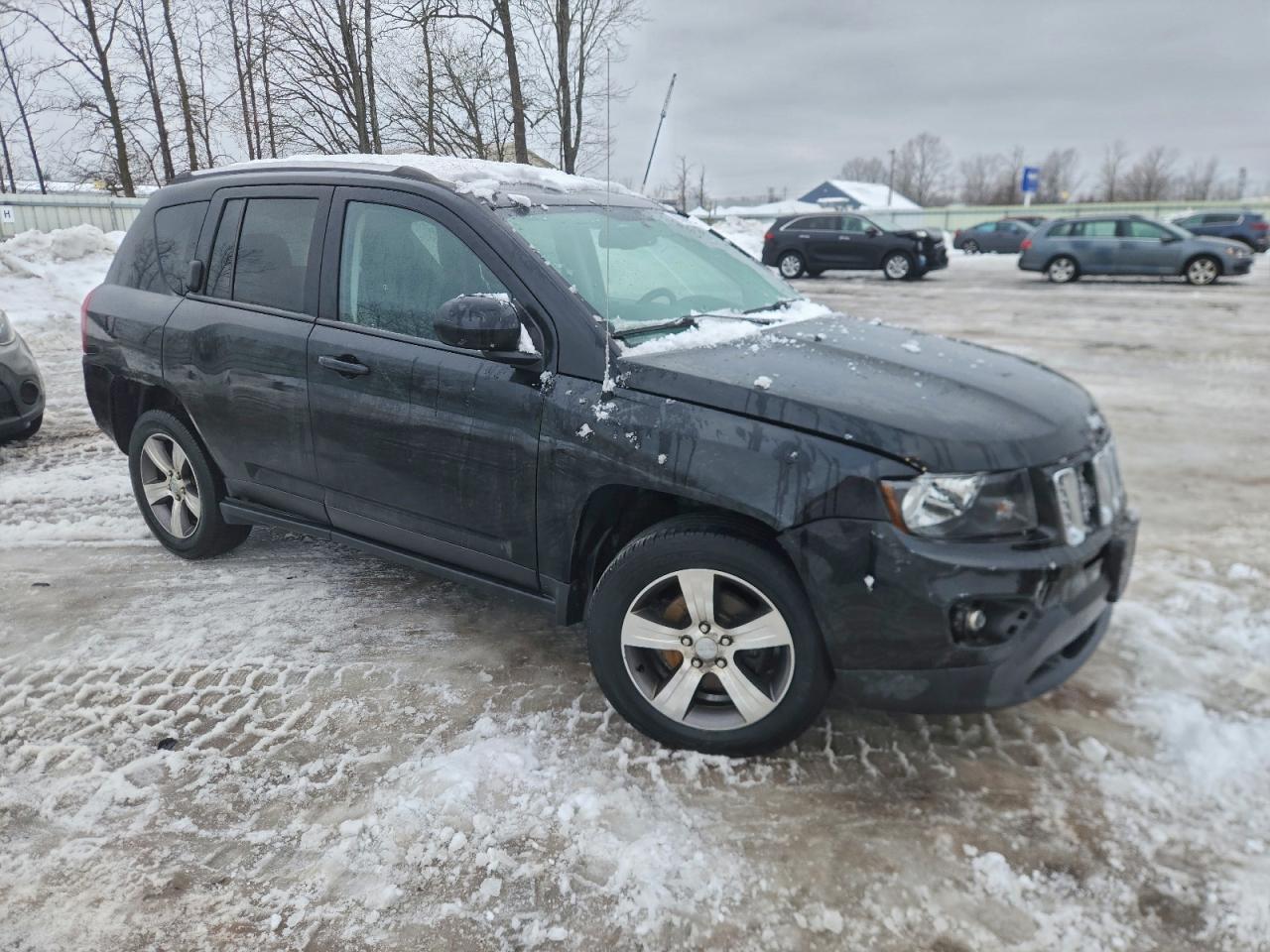 Jeep Compass Latitude Image 14