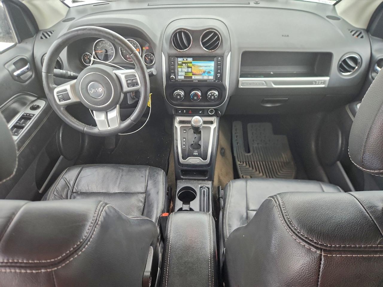 Jeep Compass Latitude Image 8